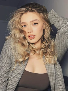 Laura escort in Bangkok